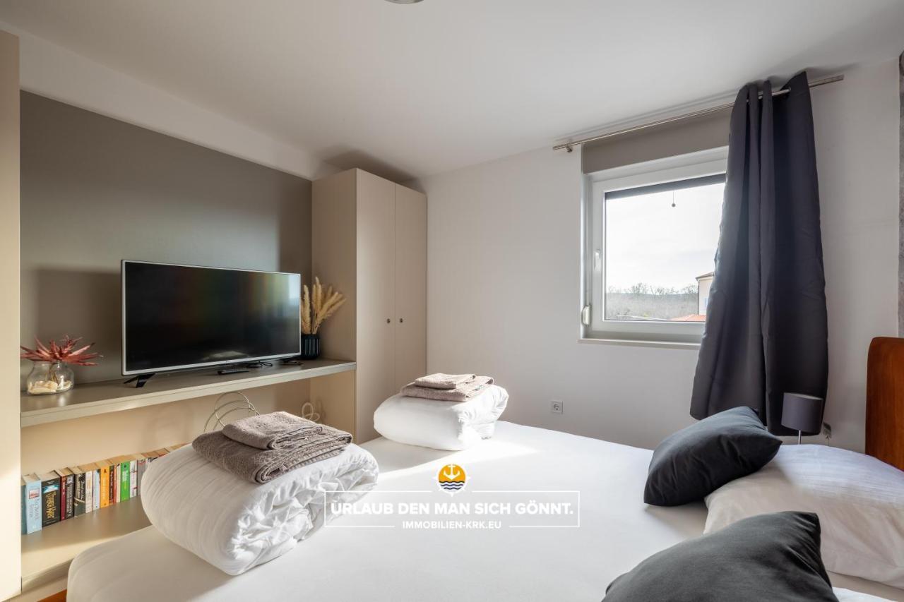 Penthouse Panorama Deluxe In Malinska 아파트 외부 사진